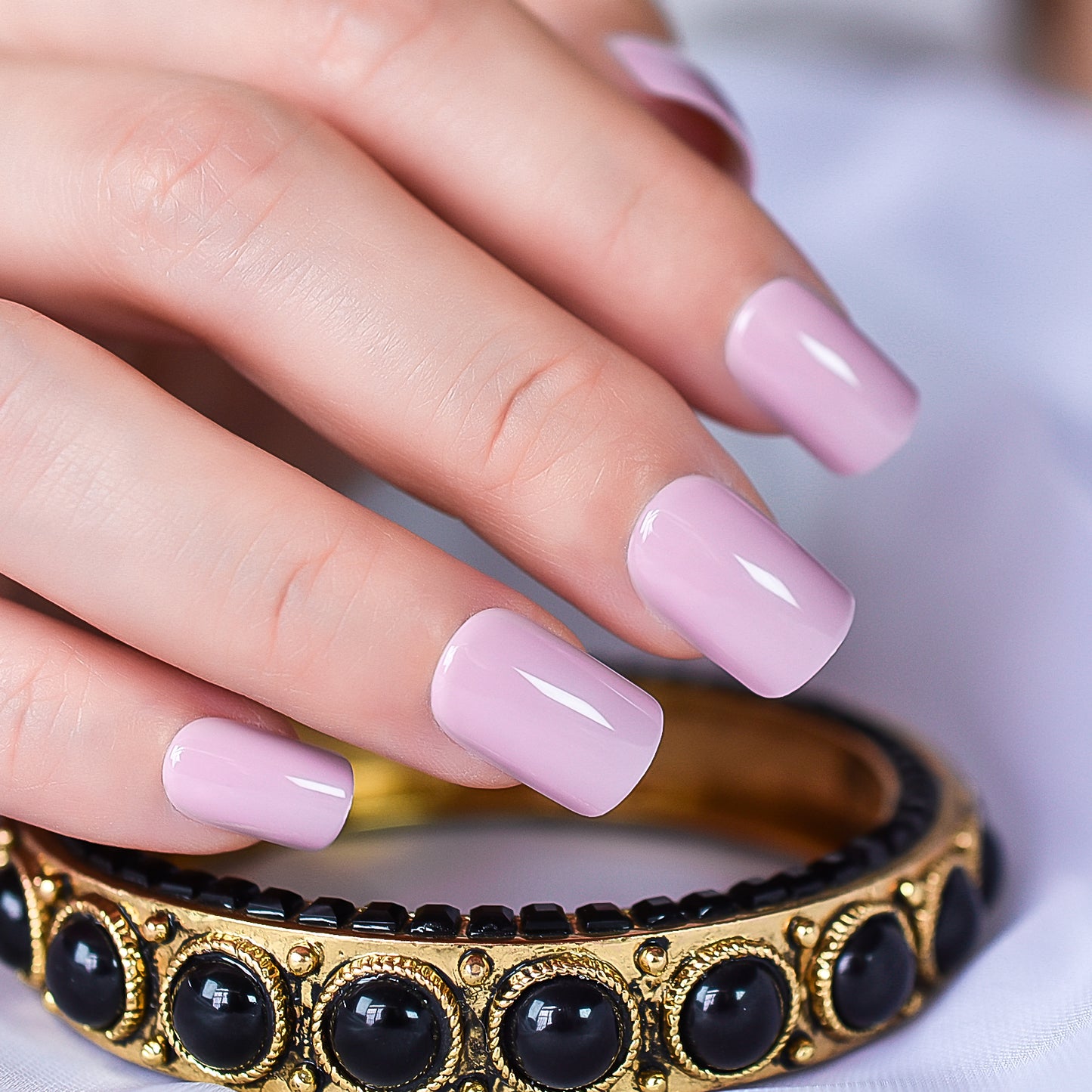 Chic purple