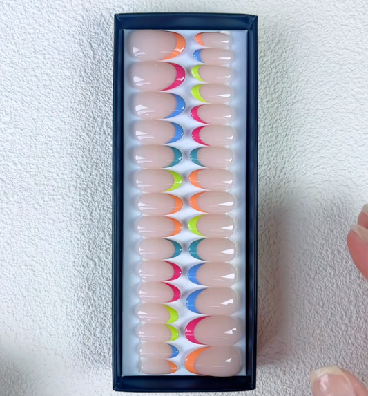 Pulsera de uñas con prensa de oliva francesa arcoíris