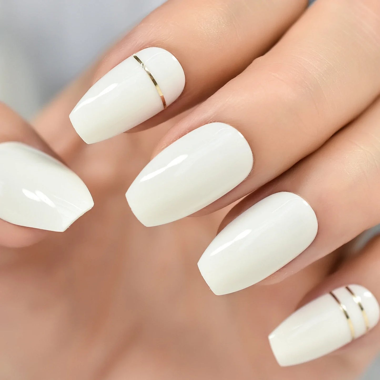 Medium Coffin White Sliver Lines L6491