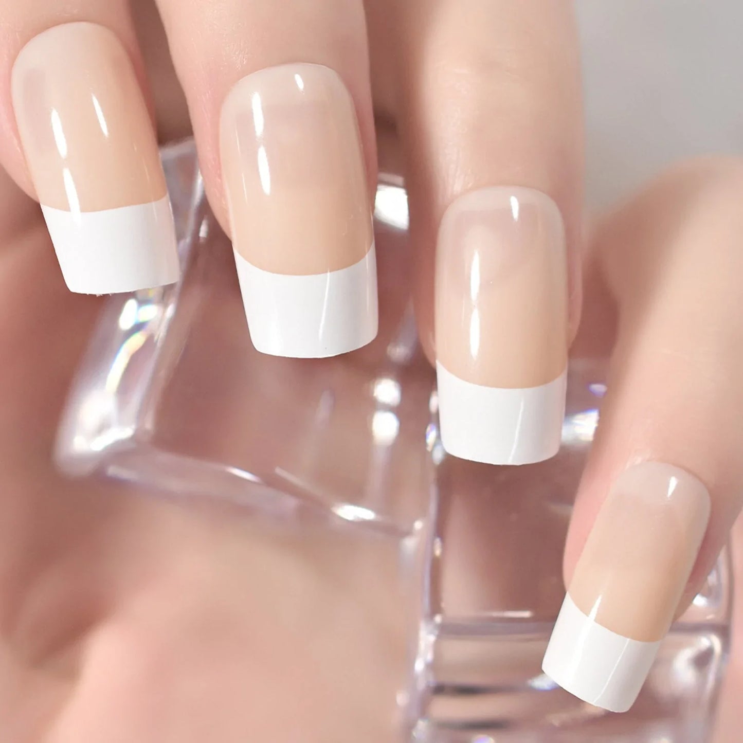 Medium Square French Tips L5636